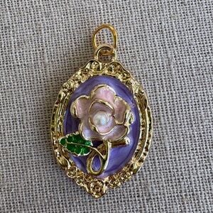 Vintage-Inspired Floral Pendant Charm